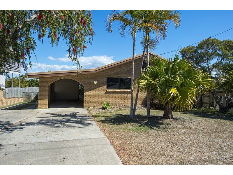 75 Booth Avenue, Tannum Sands QLD 4680