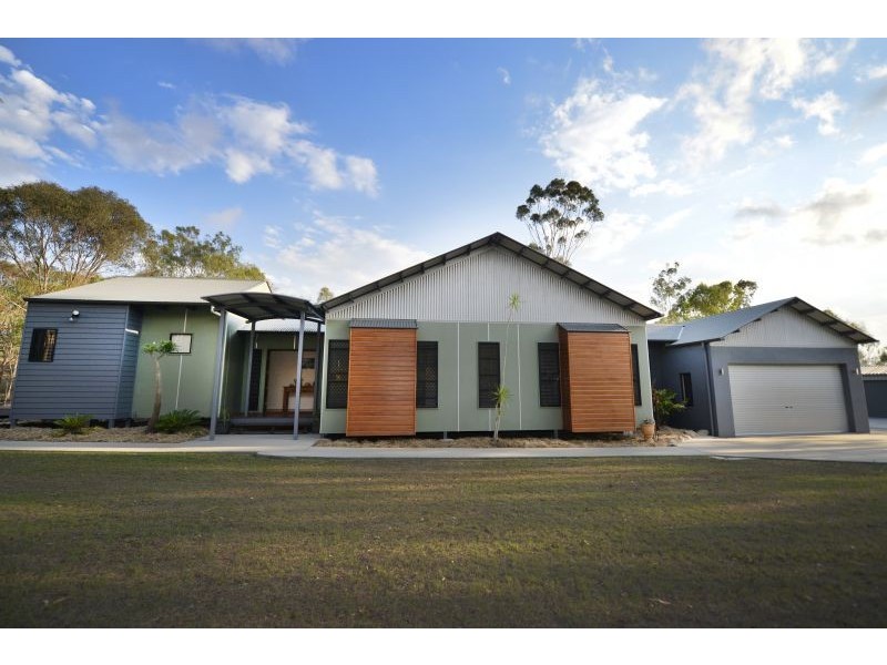 121 Flora Drive, Beecher QLD 4680