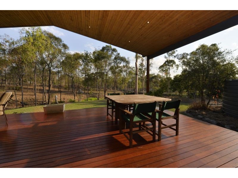 121 Flora Drive, Beecher QLD 4680