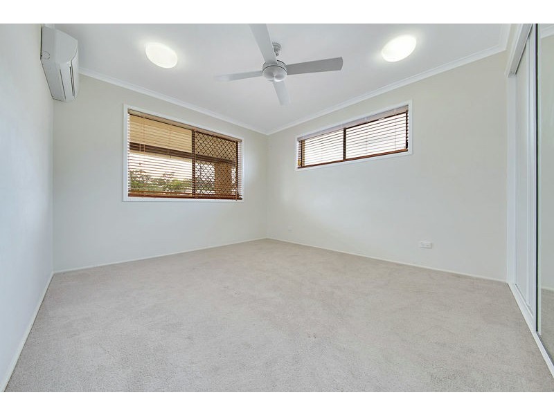 39 J Hickey Avenue, Clinton QLD 4680