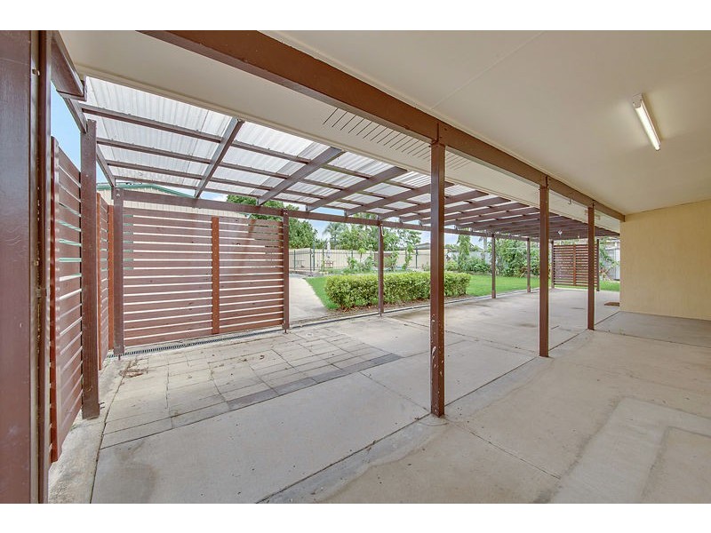 39 J Hickey Avenue, Clinton QLD 4680