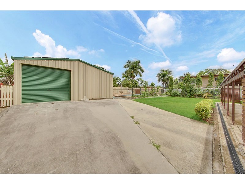 39 J Hickey Avenue, Clinton QLD 4680