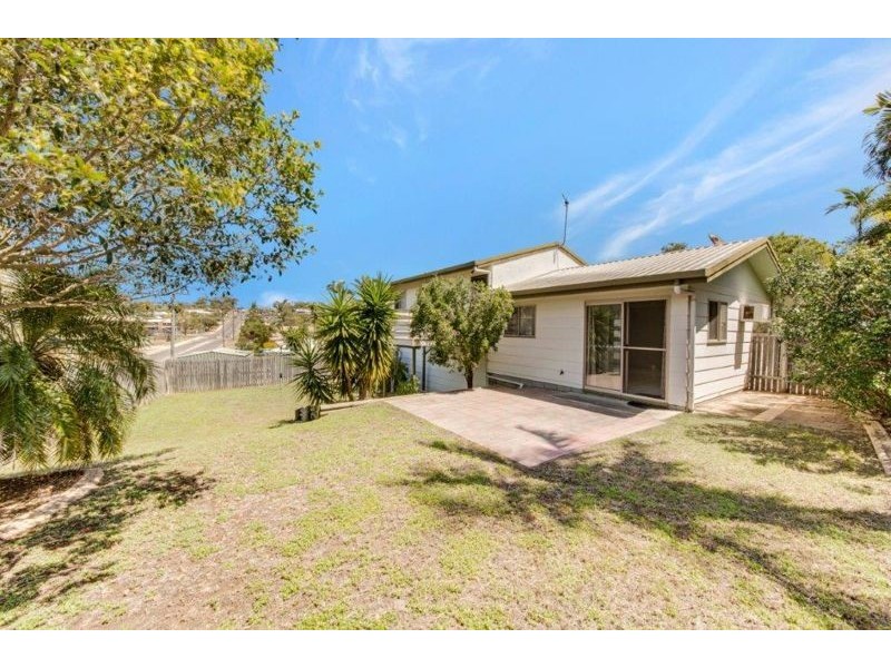 8 Erin Close, New Auckland QLD 4680