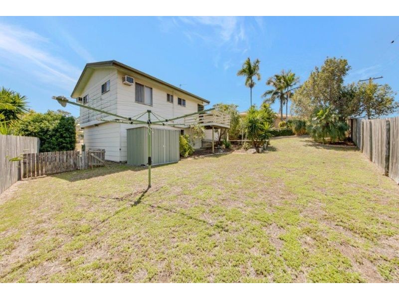 8 Erin Close, New Auckland QLD 4680