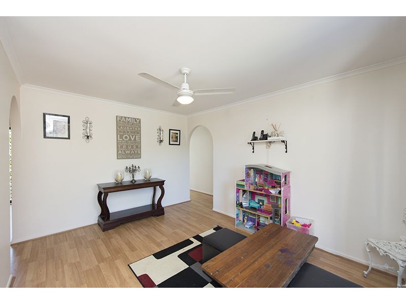 6 Chauvel Court, Boyne Island QLD 4680