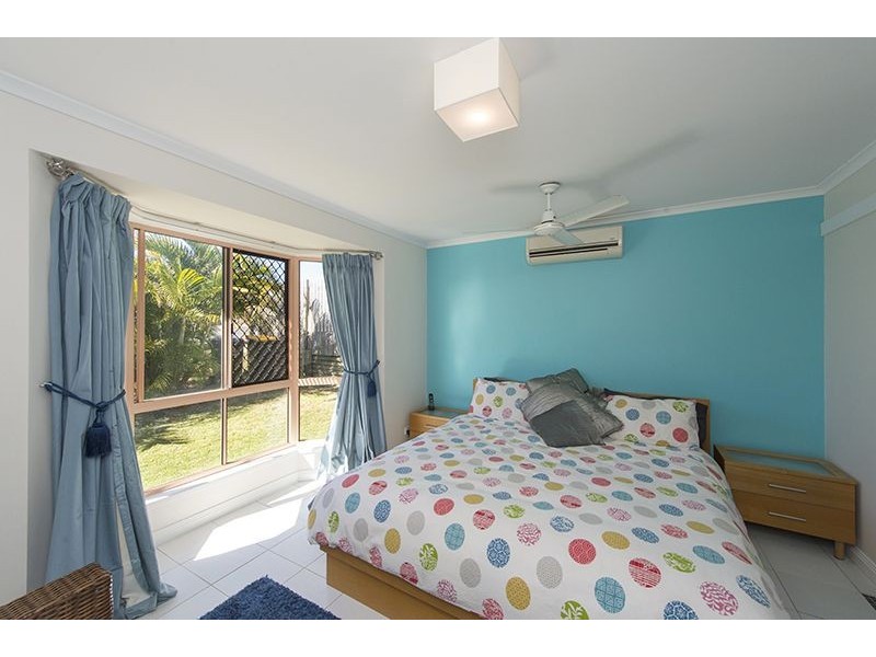 6 Chauvel Court, Boyne Island QLD 4680