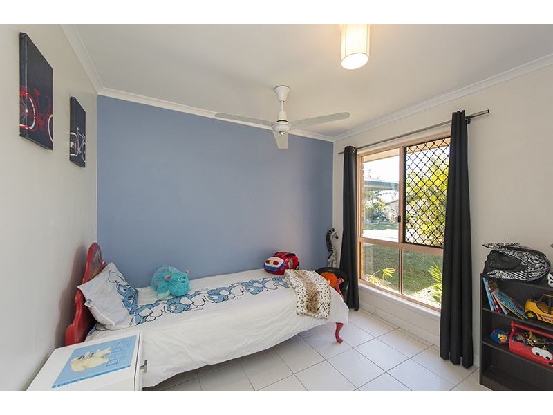 6 Chauvel Court, Boyne Island QLD 4680
