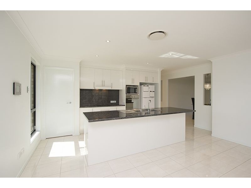 6 Stockman Drive, Benaraby QLD 4680