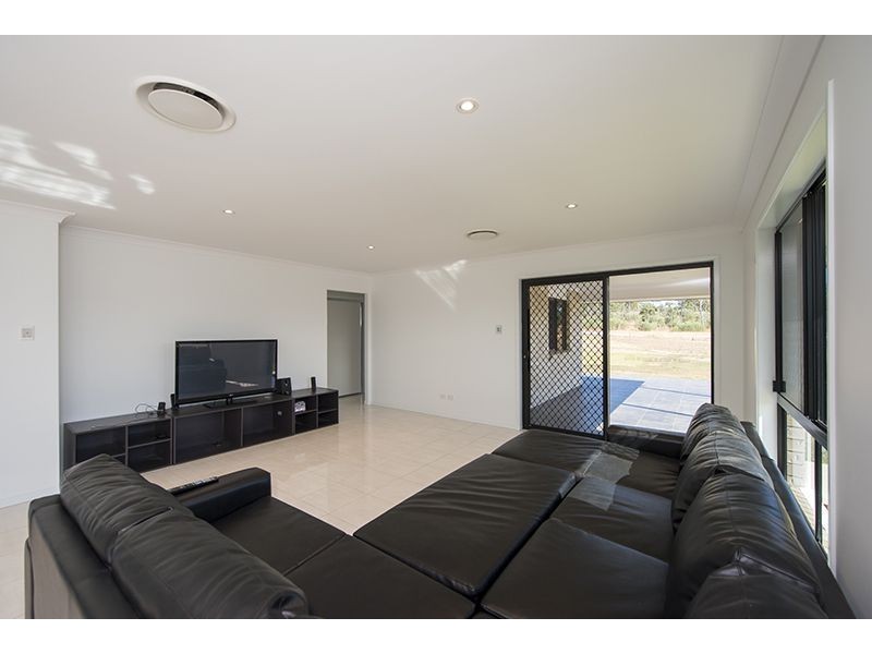 6 Stockman Drive, Benaraby QLD 4680