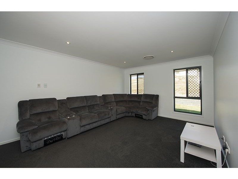 6 Stockman Drive, Benaraby QLD 4680