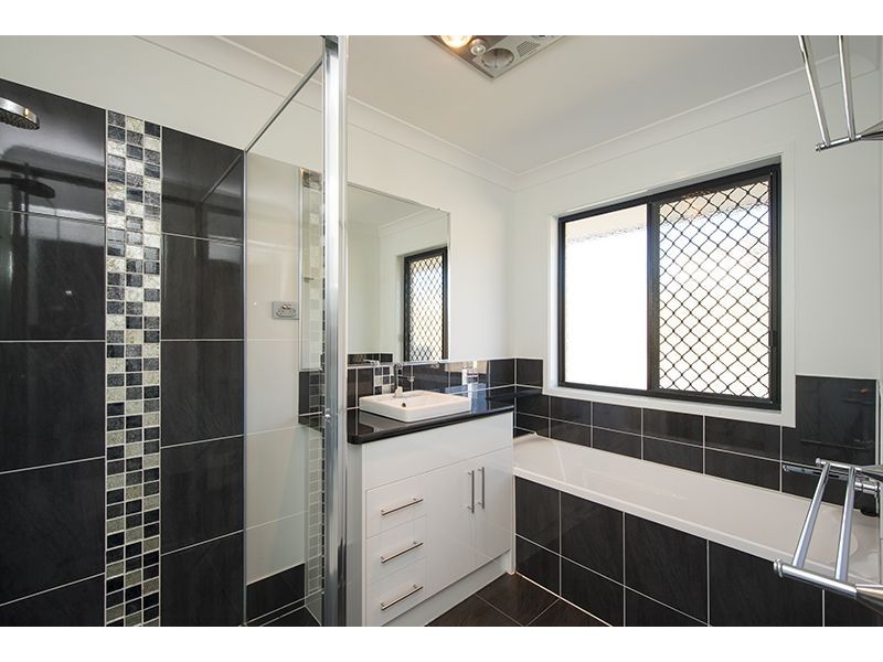 6 Stockman Drive, Benaraby QLD 4680