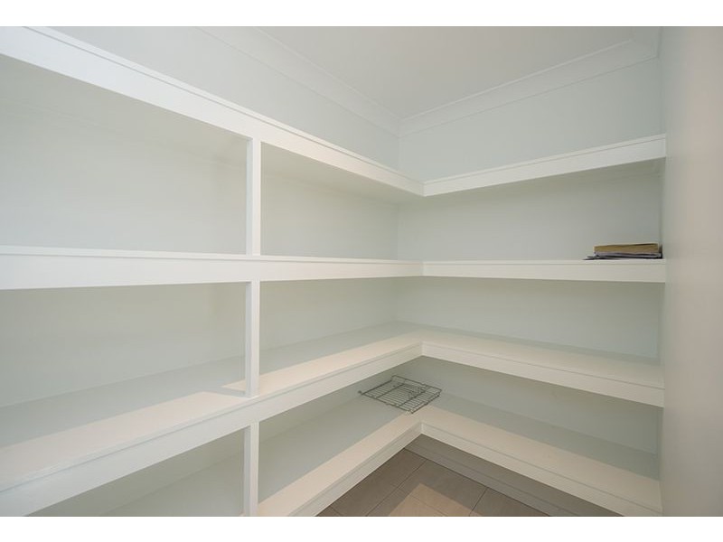 6 Stockman Drive, Benaraby QLD 4680