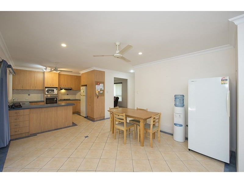5 Helston Street, Telina QLD 4680
