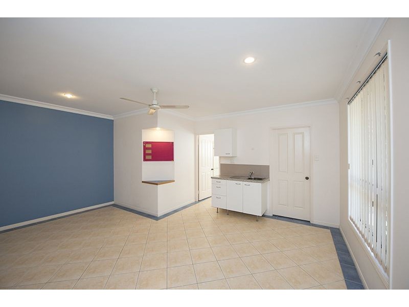 5 Helston Street, Telina QLD 4680
