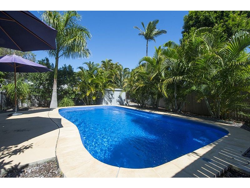 6 Cooran Court, Boyne Island QLD 4680
