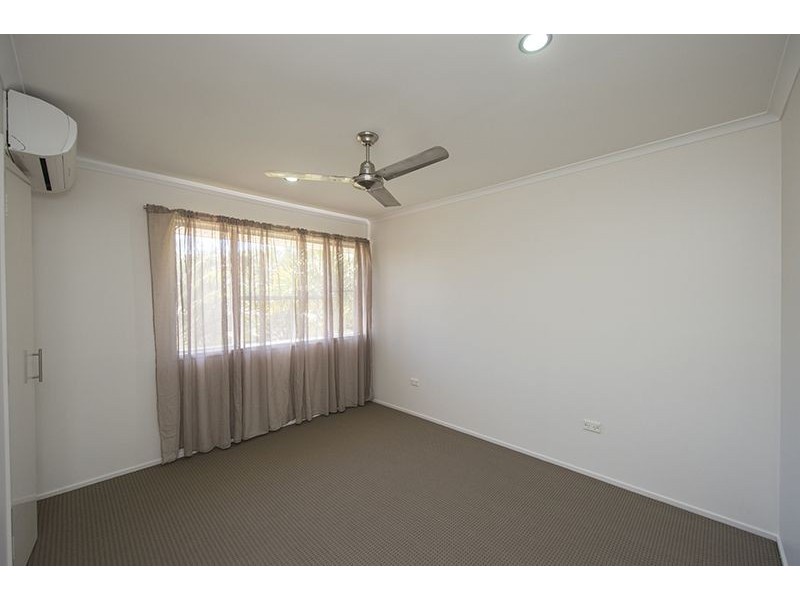 6 Cooran Court, Boyne Island QLD 4680