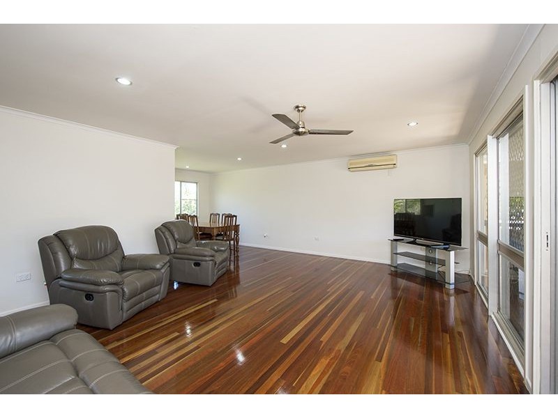6 Cooran Court, Boyne Island QLD 4680