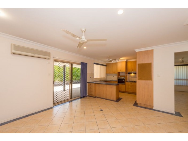 5 Helston Street, Telina QLD 4680