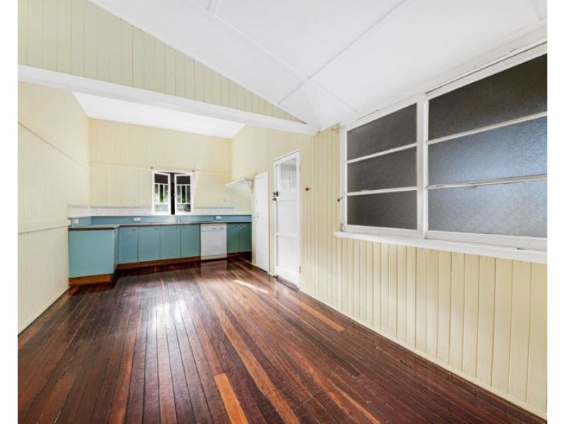 250 Auckland Street, South Gladstone QLD 4680
