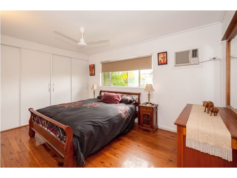 6 Potter Street, Clinton QLD 4680