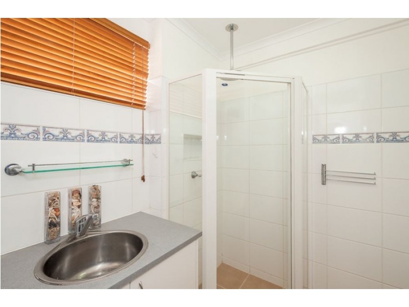 6 Potter Street, Clinton QLD 4680