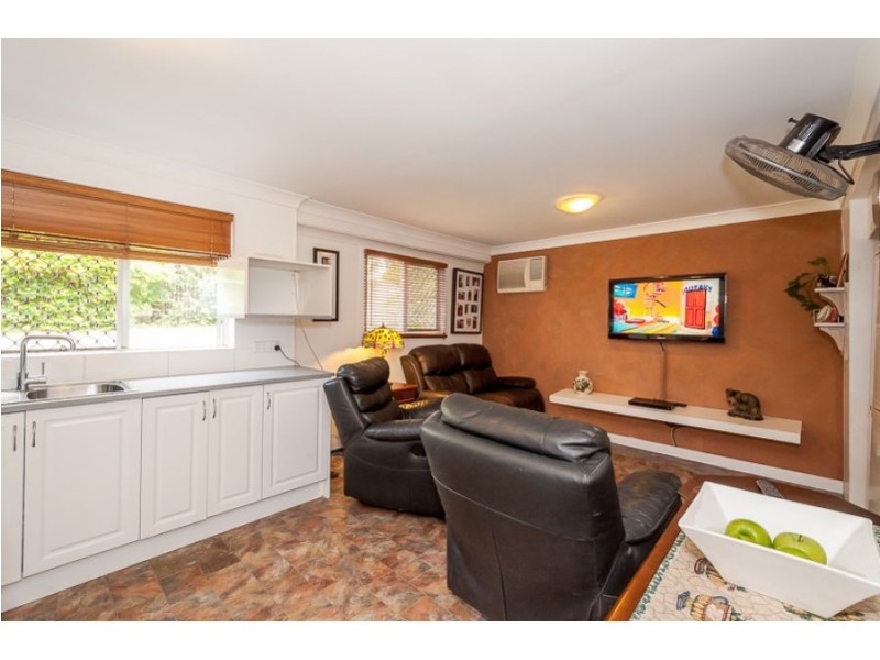 6 Potter Street, Clinton QLD 4680