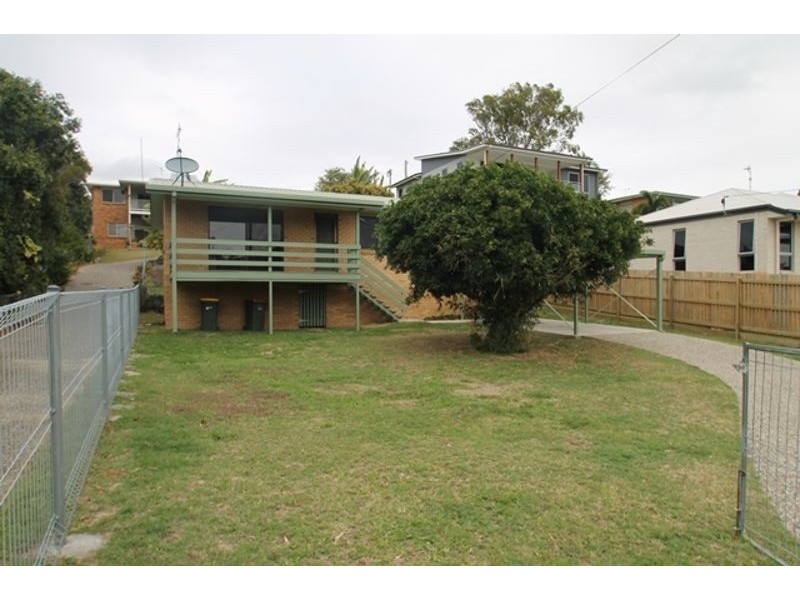 17 Worthington Street, West Gladstone QLD 4680