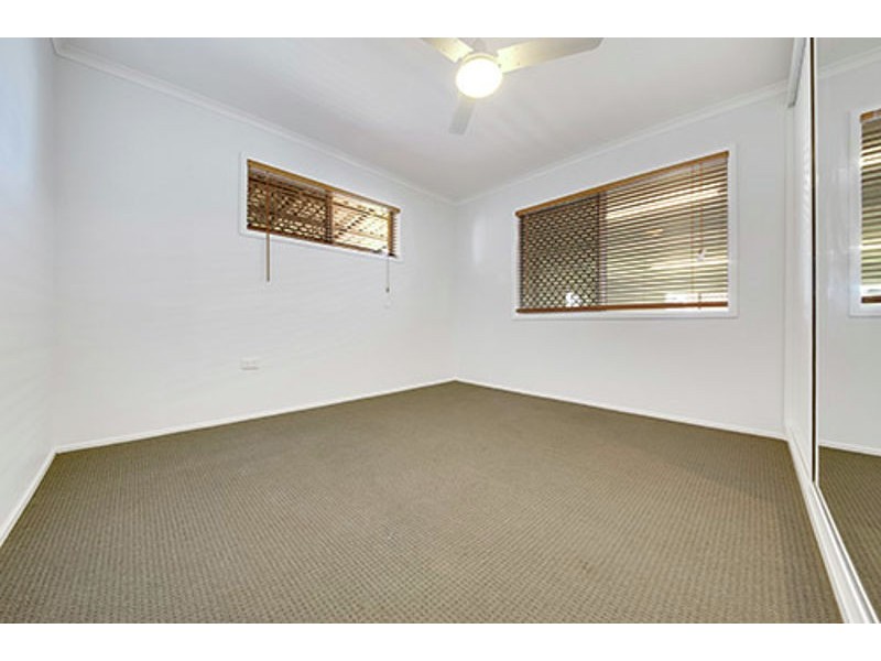 19 Sandpiper Avenue, New Auckland QLD 4680