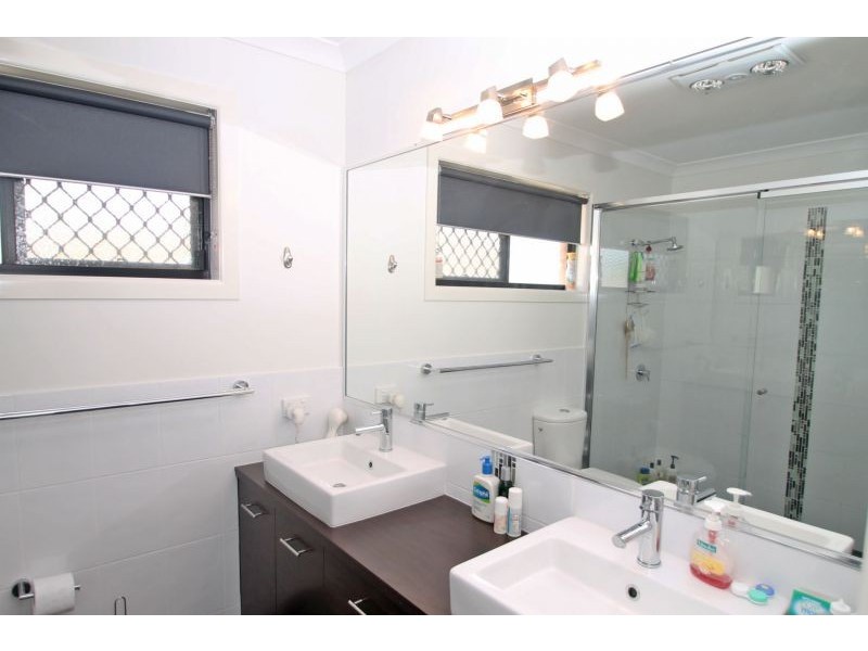 13 Tree Tops Close, O’connell QLD 4680