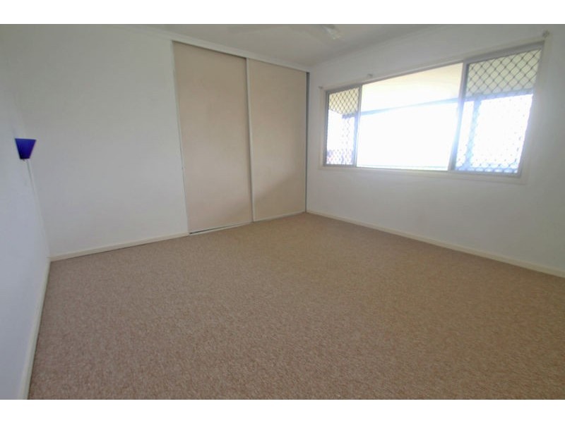 165 Oaka Street, South Gladstone QLD 4680