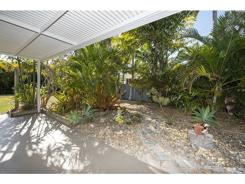 11 Andrew Court, Boyne Island QLD 4680