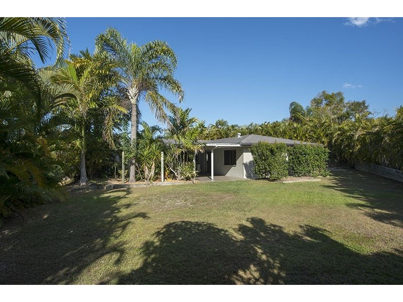 11 Andrew Court, Boyne Island QLD 4680