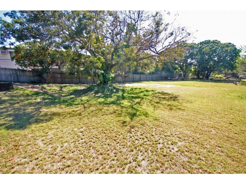 166 Oaka Street, South Gladstone QLD 4680