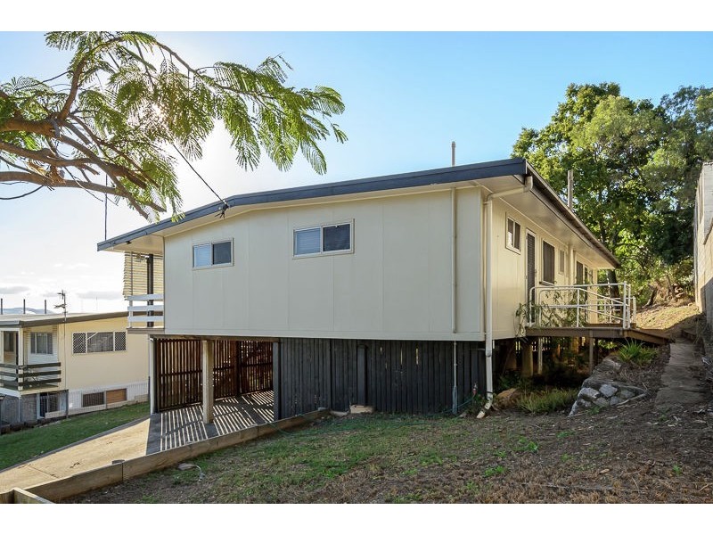 32 Herbertson Street, West Gladstone QLD 4680