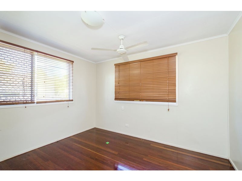 12 Schafer Street, Clinton QLD 4680