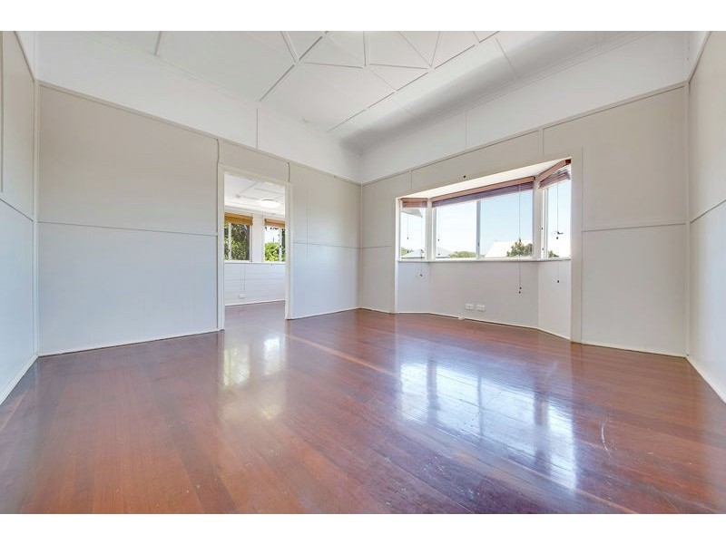 15 Bonar Street, South Gladstone QLD 4680