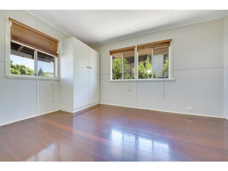 15 Bonar Street, South Gladstone QLD 4680