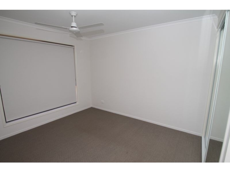 17 Dartmouth Close, Clinton QLD 4680