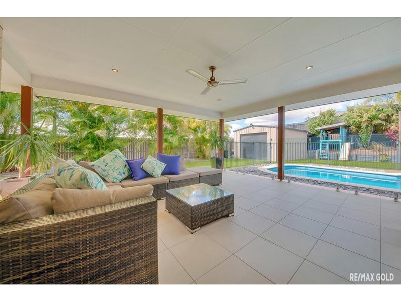 11 Briffney Street, Kirkwood QLD 4680