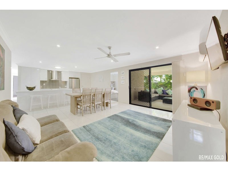 11 Briffney Street, Kirkwood QLD 4680