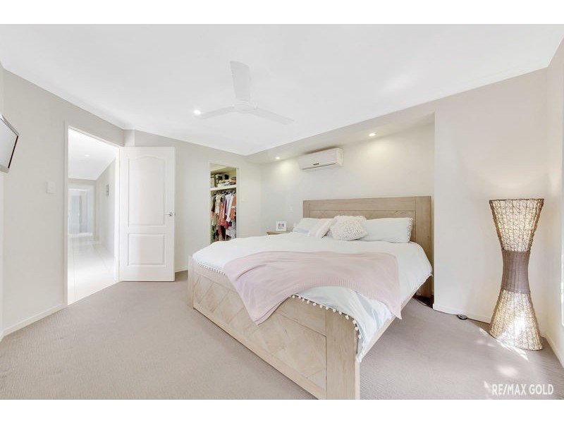 11 Briffney Street, Kirkwood QLD 4680