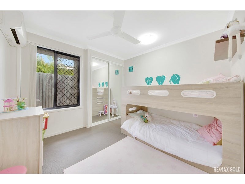 11 Briffney Street, Kirkwood QLD 4680