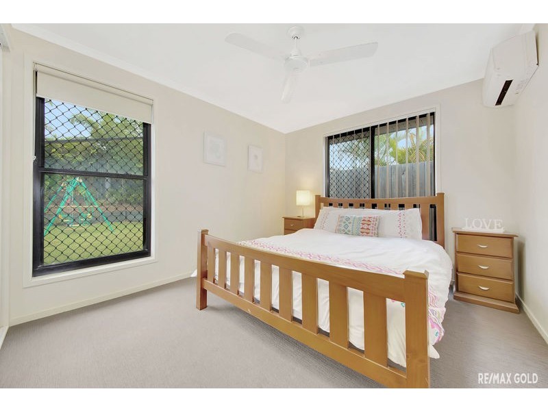 11 Briffney Street, Kirkwood QLD 4680