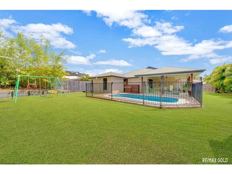 11 Briffney Street, Kirkwood QLD 4680