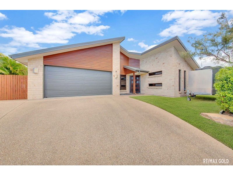 11 Briffney Street, Kirkwood QLD 4680