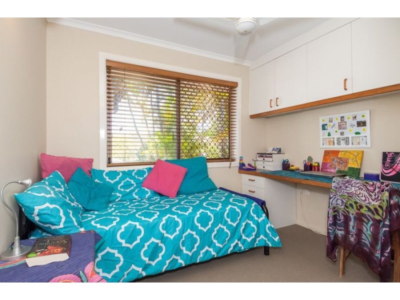 8 Vernon Road, Telina QLD 4680