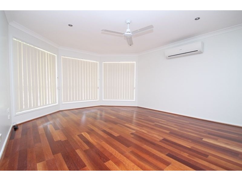 3 Hamilton Drive, Clinton QLD 4680