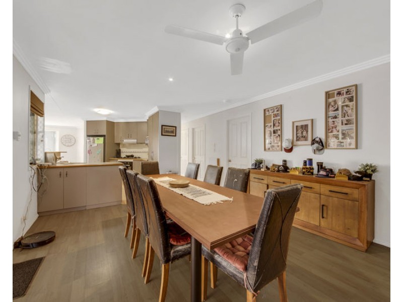 71 Penda Avenue, New Auckland QLD 4680