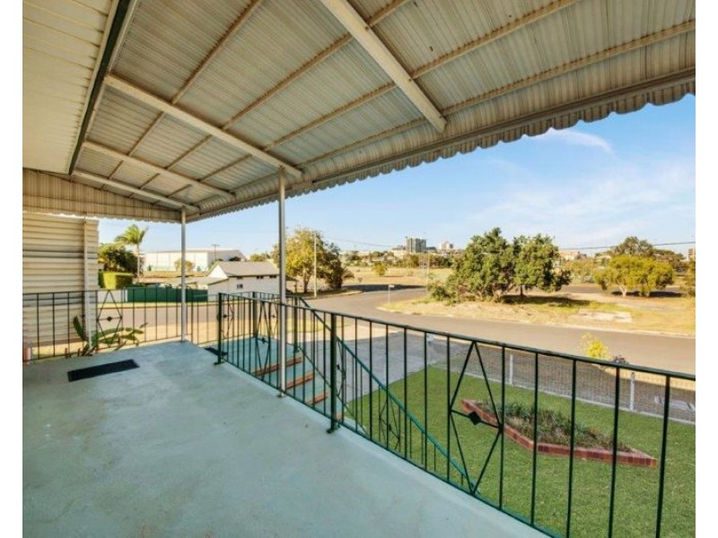1 View Street, West Gladstone QLD 4680
