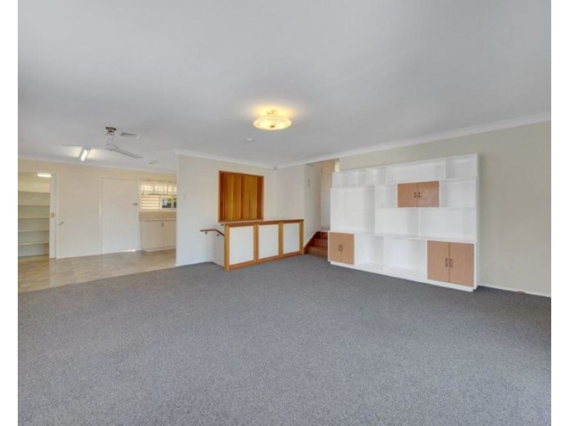 1 View Street, West Gladstone QLD 4680